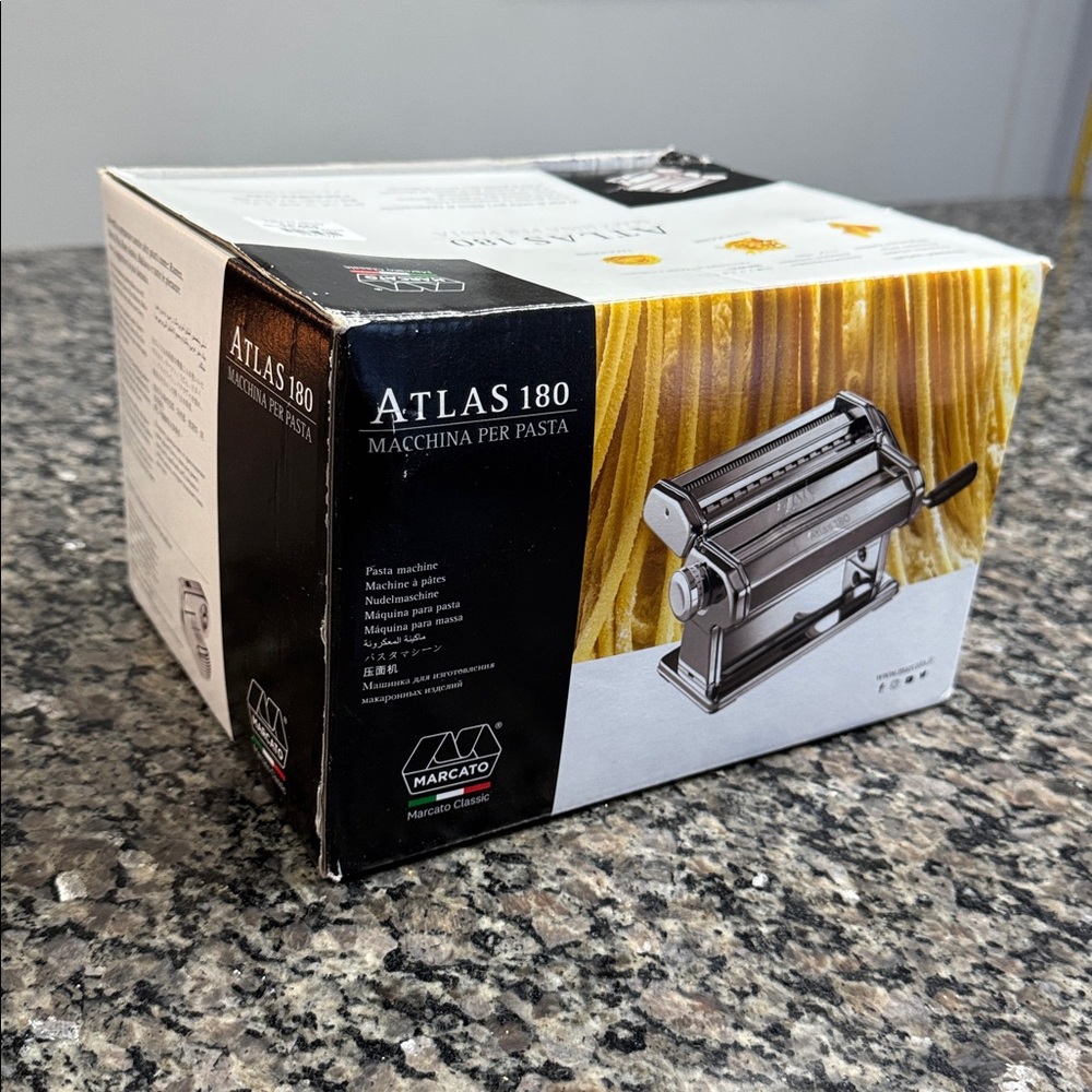 Marcato Atlas 180 Pasta Maker with cutter and hand crank NWT - Picture 9 of 11